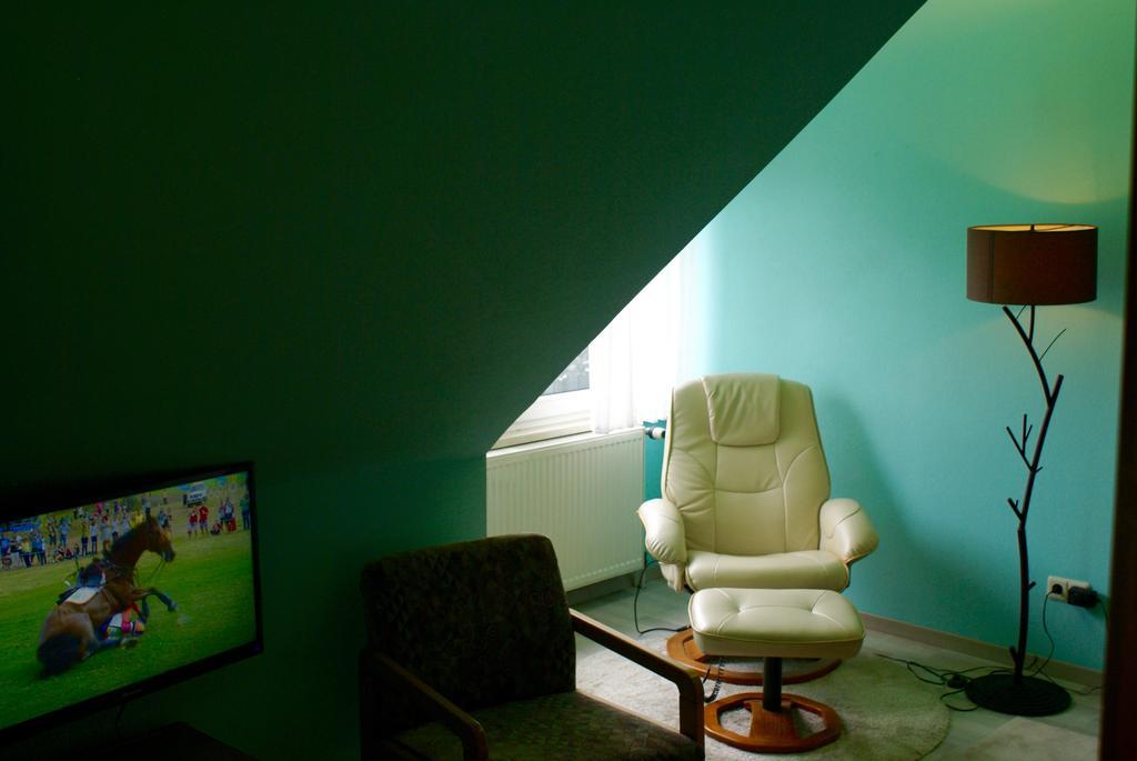 Hotel Elfenberg Schieder-Schwalenberg Стая снимка